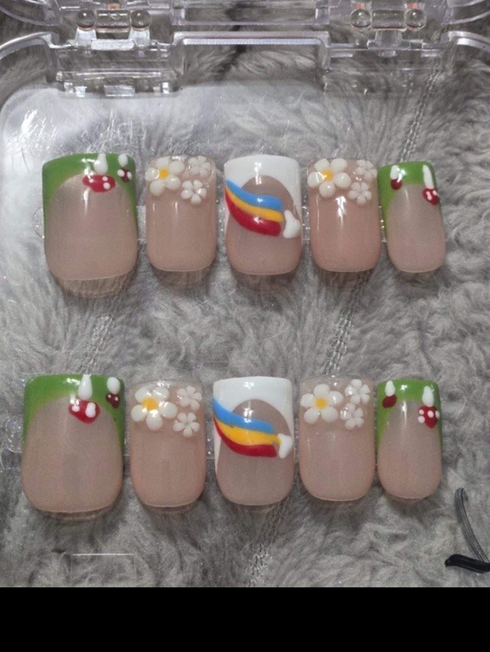 Floral & Mushroom Acrylic Press-On Nails — Green, White, Red, Yellow, Blue